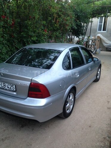 Opel Vectra 1999, 324,615 km - 1.6 l - Sumqayıt