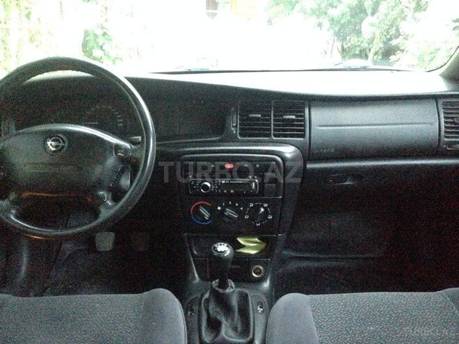 Opel Vectra 1999, 324,615 km - 1.6 l - Sumqayıt