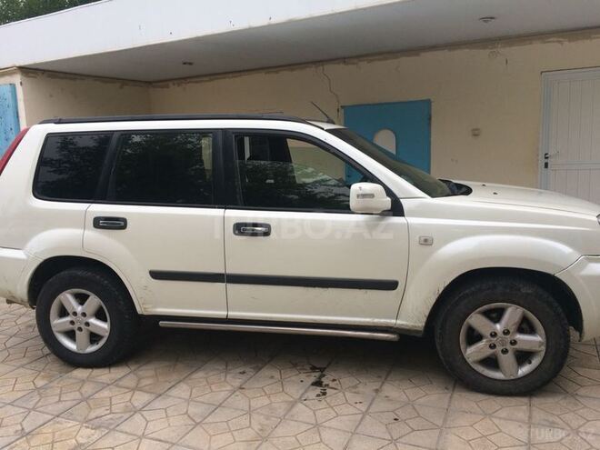 Nissan Xterra 2008, 200,000 km - 2.5 л - Beyləqan