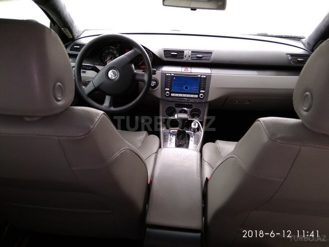 Volkswagen Passat 2006, 220,200 km - 2.0 л - Bakı