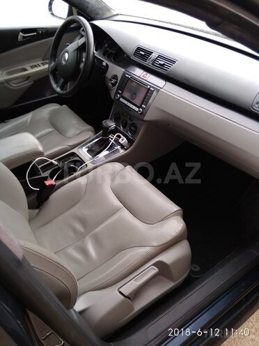 Volkswagen Passat 2006, 220,200 km - 2.0 л - Bakı