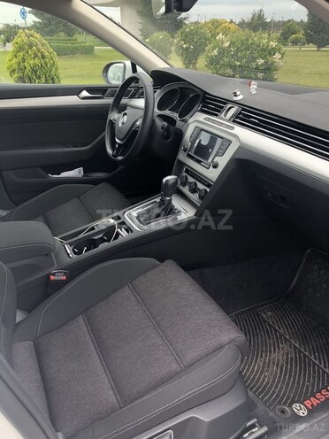 Volkswagen Passat 2016, 11,000 km - 1.8 l - Bakı