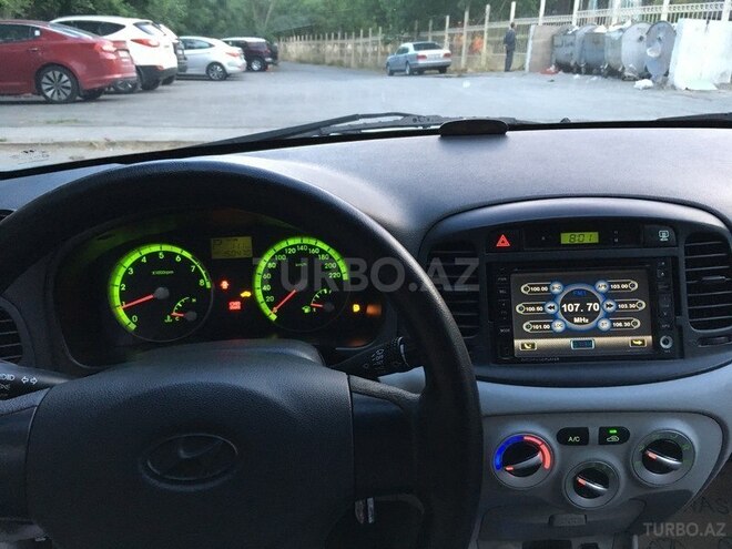 Hyundai Accent 2009, 150,000 km - 1.4 л - Bakı