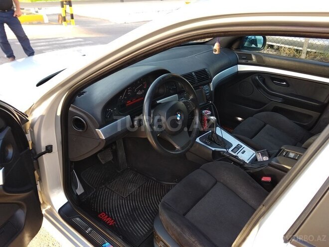 BMW 525 2000, 230,000 km - 2.5 l - Bakı
