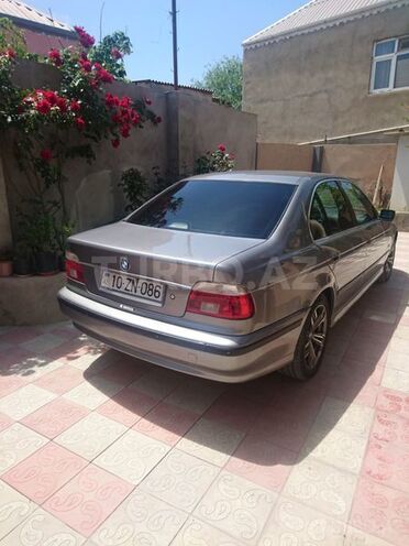 BMW 523 1995, 325,534 km - 2.5 l - Sumqayıt