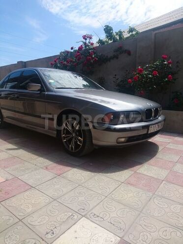 BMW 523 1995, 325,534 km - 2.5 l - Sumqayıt