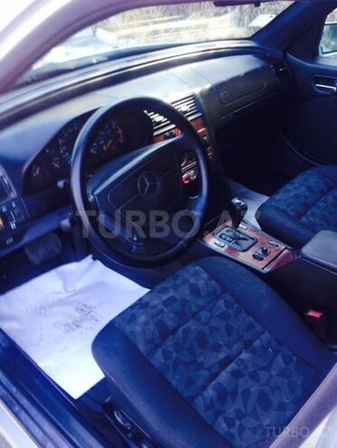 Mercedes C 220 1998, 280,000 km - 2.2 l - Bakı