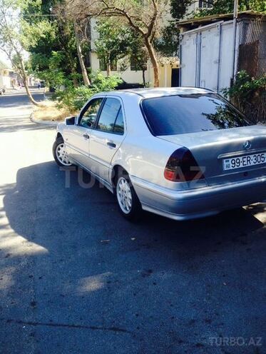 Mercedes C 220 1998, 280,000 km - 2.2 l - Bakı