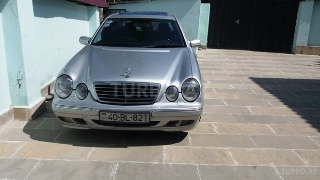 Mercedes E 240 2001, 243,000 km - 2.6 l - Bakı
