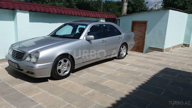 Mercedes E 240 2001, 243,000 km - 2.6 l - Bakı