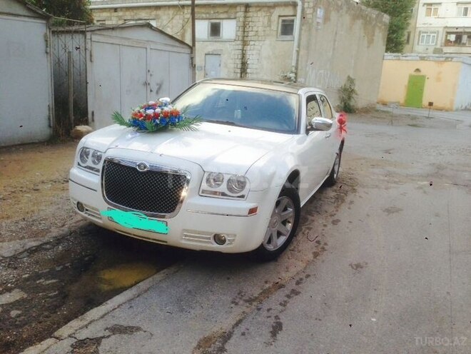 Chrysler 300C 2005, 121,400 km - 3.5 l - Bakı