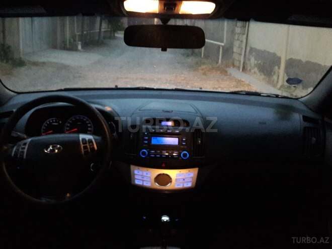 Hyundai Elantra 2010, 204,000 km - 2.0 l - Bakı