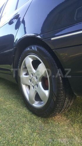 Mercedes C 240 2000, 215,000 km - 2.6 l - Zaqatala