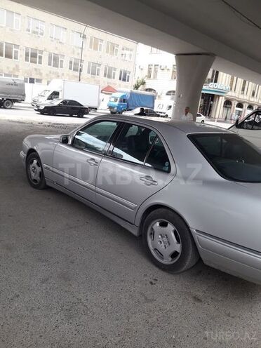 Mercedes E 230 1997, 362,469 km - 2.3 l - Bakı
