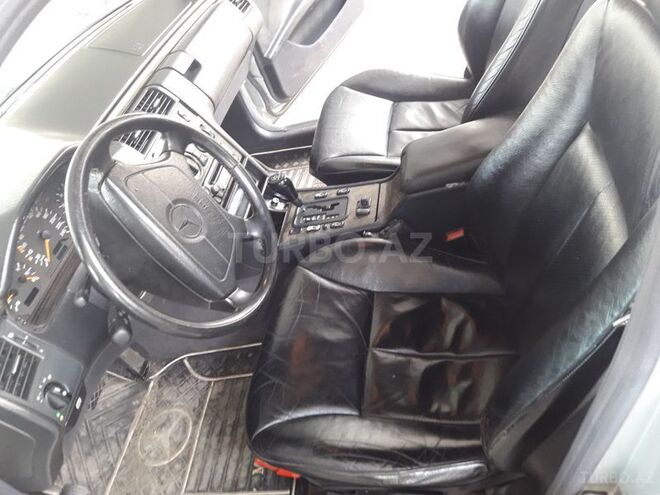 Mercedes E 230 1997, 362,469 km - 2.3 l - Bakı