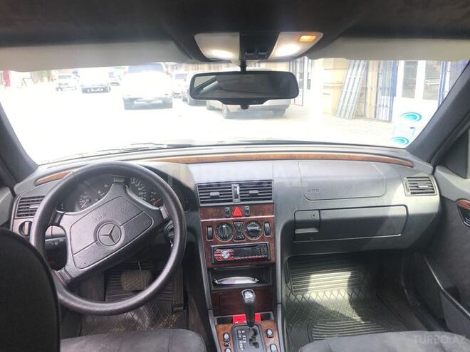 Mercedes C 180 1997, 342,354 km - 1.8 l - Bakı