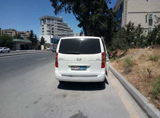 Hyundai H-1 2011, 230,000 km - 2.5 l - Bakı