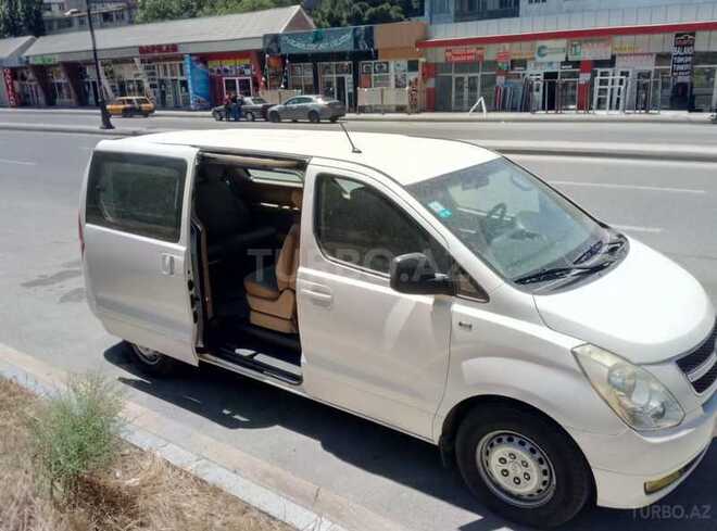 Hyundai H-1 2011, 230,000 km - 2.5 l - Bakı
