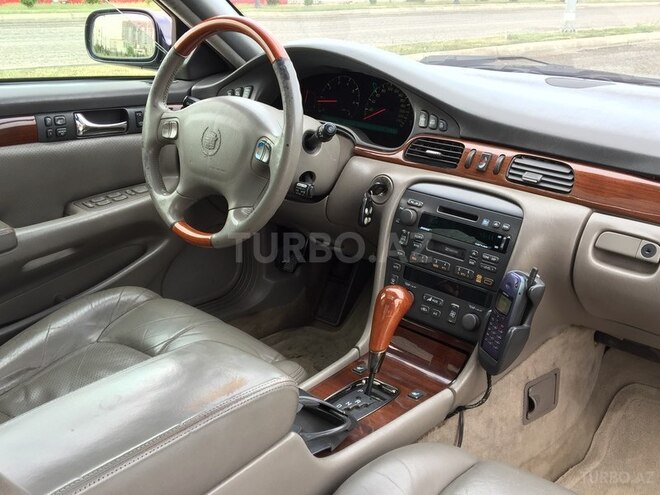 Cadillac  1998, 235,000 km - 4.6 l - Bakı