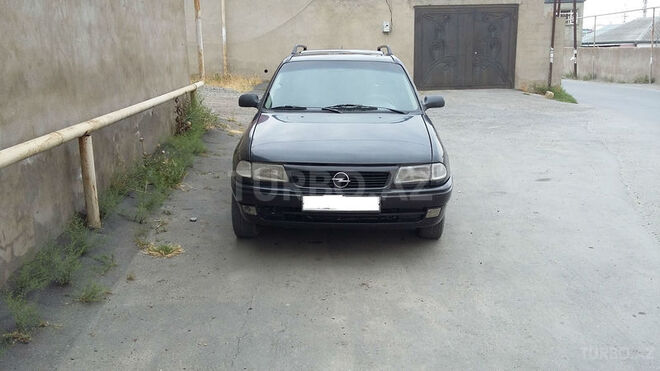 Opel Astra 1995, 373,549 km - 1.8 l - Bakı