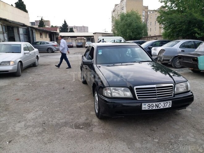 Mercedes C 220 1994, 300,000 km - 2.2 l - Bakı