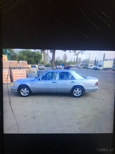 Mercedes E 200 1996, 24,000 km - 0.2 l - Bakı