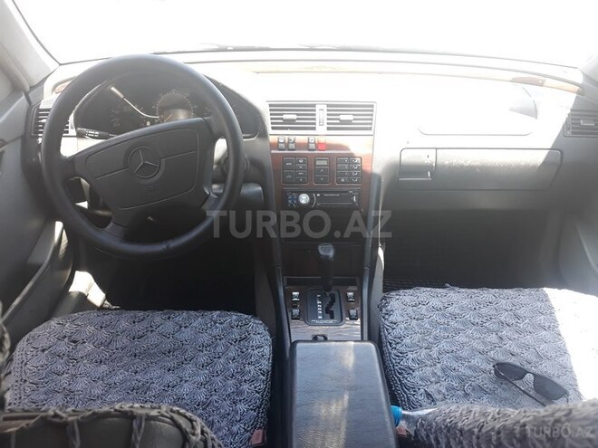 Mercedes C 220 1995, 330,000 km - 2.2 l - Bakı