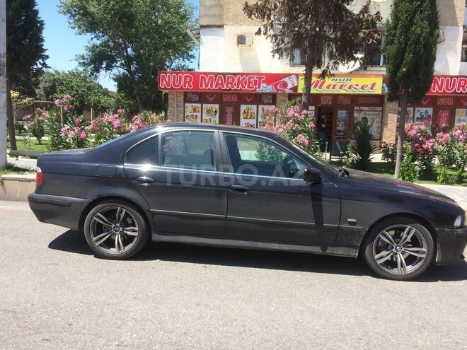 BMW 530 2001, 297,356 km - 3.0 l - Bakı