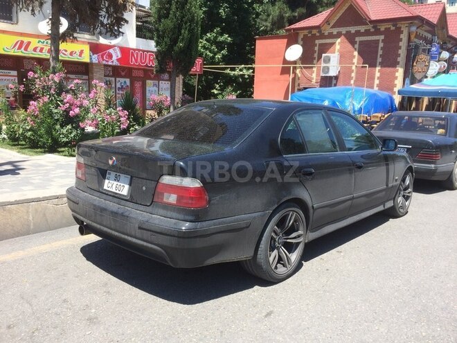 BMW 530 2001, 297,356 km - 3.0 l - Bakı