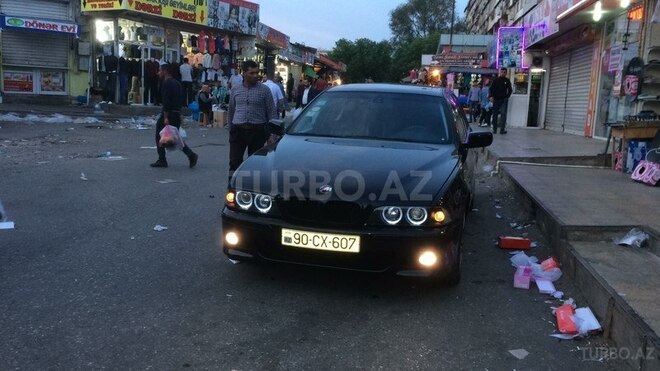 BMW 530 2001, 297,356 km - 3.0 l - Bakı