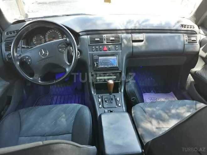 Mercedes E 240 2000, 342,000 km - 2.4 л - Sumqayıt