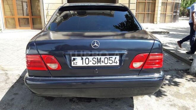 Mercedes E 320 1996, 285,000 km - 3.2 l - Bakı
