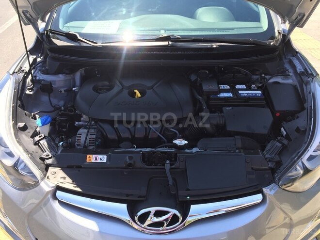 Hyundai Elantra 2014, 28,800 km - 1.8 l - Bakı