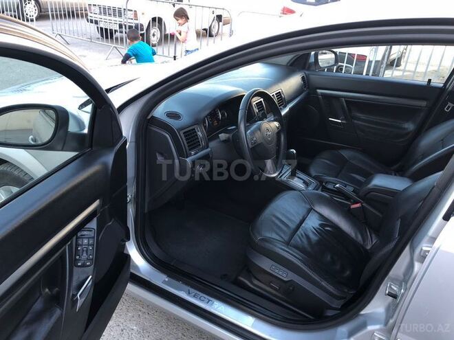 Opel Vectra 2007, 220,000 km - 1.9 l - Bakı