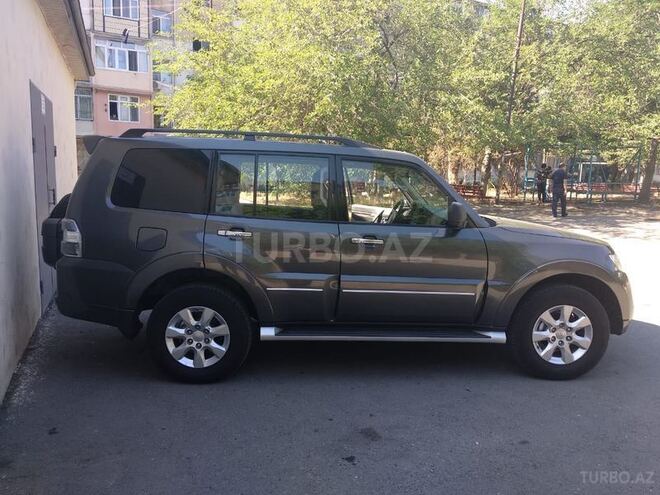 Mitsubishi Pajero 2013, 73,000 km - 3.0 l - Bakı