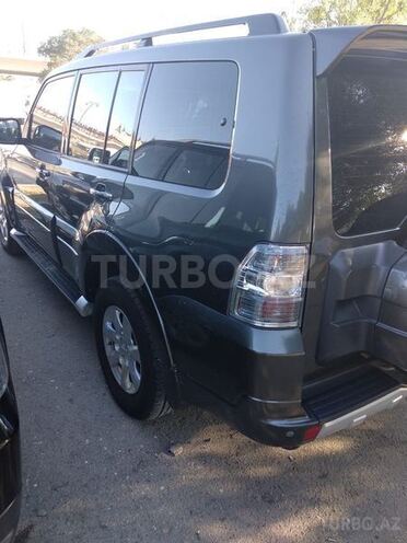 Mitsubishi Pajero 2013, 73,000 km - 3.0 l - Bakı