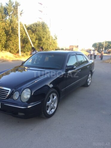 Mercedes E 220 1999, 342,000 km - 2.2 l - Bakı