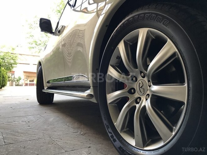 Infiniti QX56 2012, 85,386 km - 5.6 л - Bakı