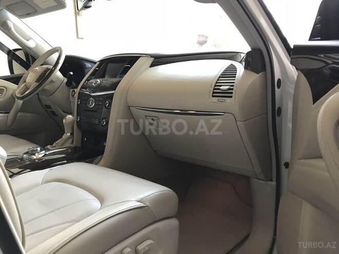 Infiniti QX56 2012, 85,386 km - 5.6 л - Bakı
