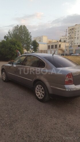 Volkswagen Passat 2003, 256,634 km - 1.8 л - Gəncə