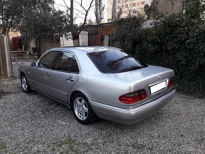 Mercedes E 280 1998, 248,000 km - 2.8 l - Bakı