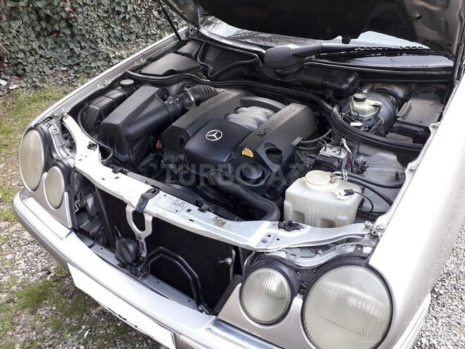 Mercedes E 280 1998, 248,000 km - 2.8 l - Bakı