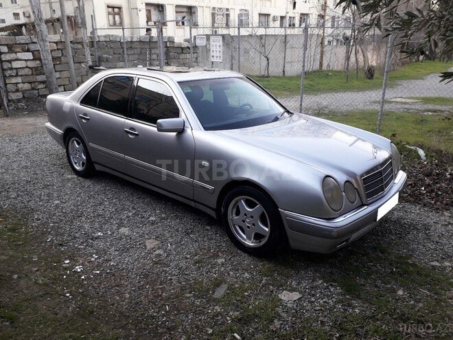 Mercedes E 280 1998, 248,000 km - 2.8 l - Bakı