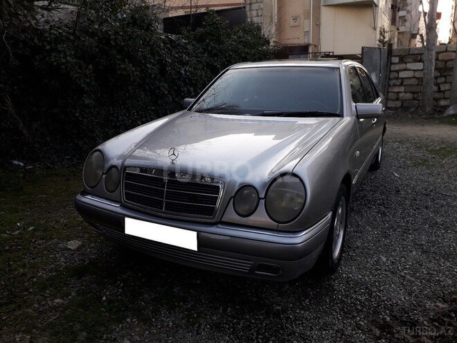 Mercedes E 280 1998, 248,000 km - 2.8 l - Bakı