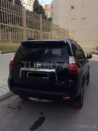 Toyota Prado 2011, 66,000 km - 0.4 l - Astara