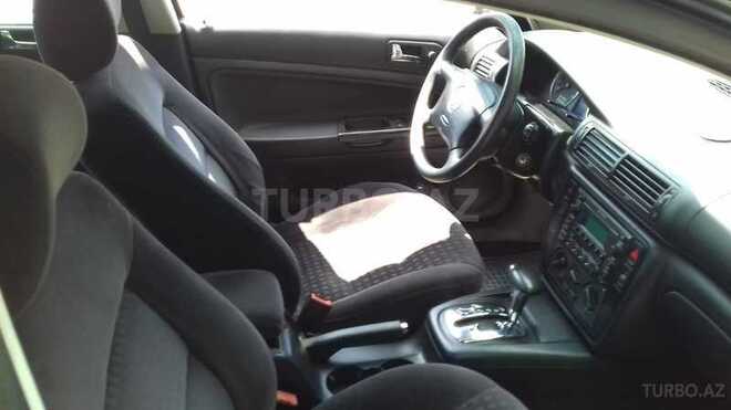 Volkswagen Passat 2003, 312,000 km - 1.8 l - Yevlax
