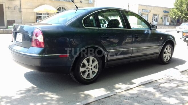 Volkswagen Passat 2003, 312,000 km - 1.8 l - Yevlax