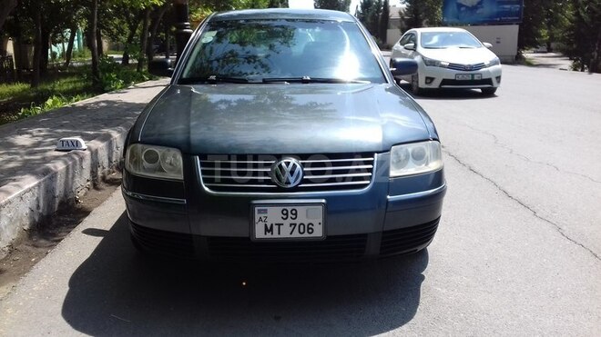 Volkswagen Passat 2003, 312,000 km - 1.8 l - Yevlax