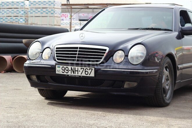 Mercedes E 240 2002, 276,000 km - 2.6 l - Bakı