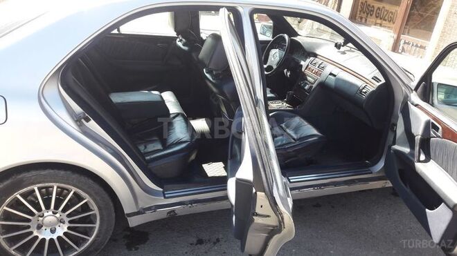 Mercedes E 320 1996, 265,000 km - 3.2 l - Bakı